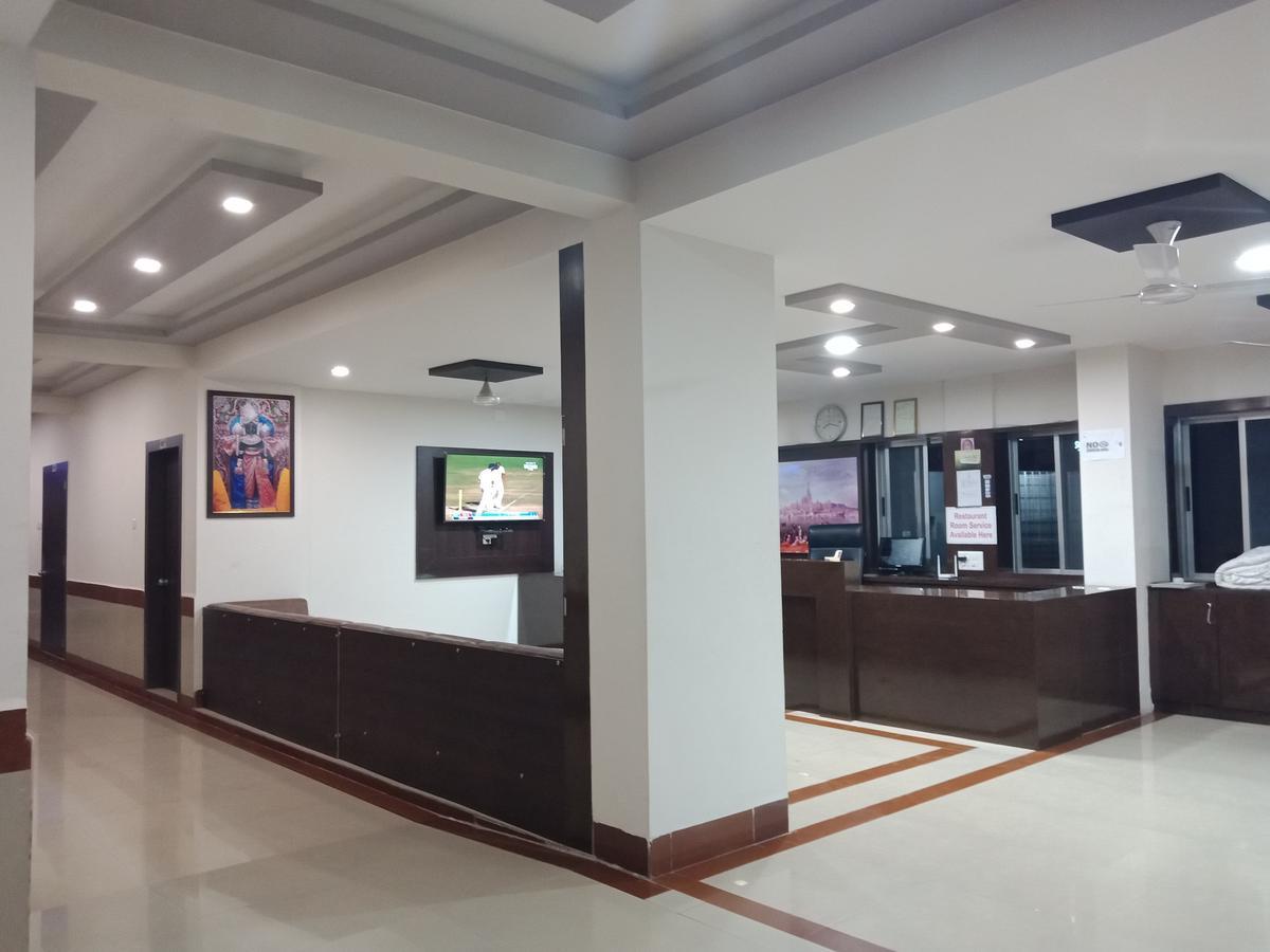 Hotel Nilay Dwarka  Exterior photo