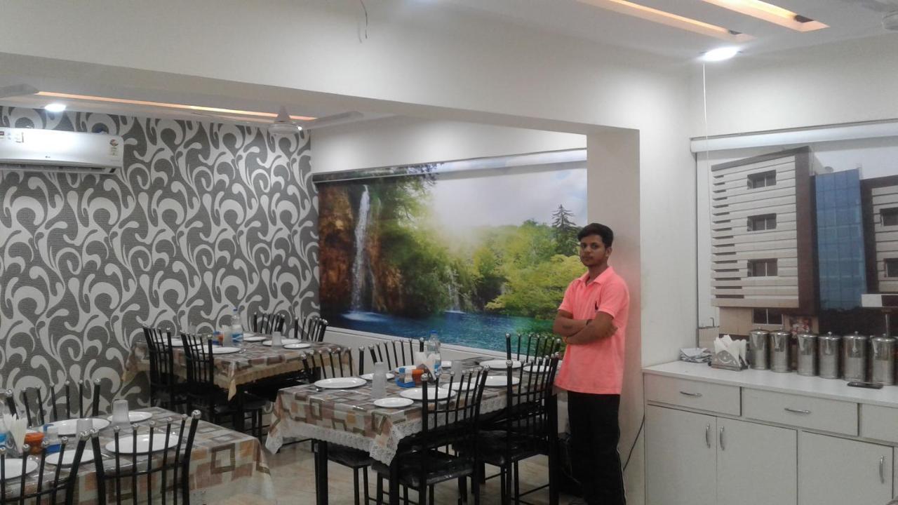 Hotel Nilay Dwarka  Exterior photo